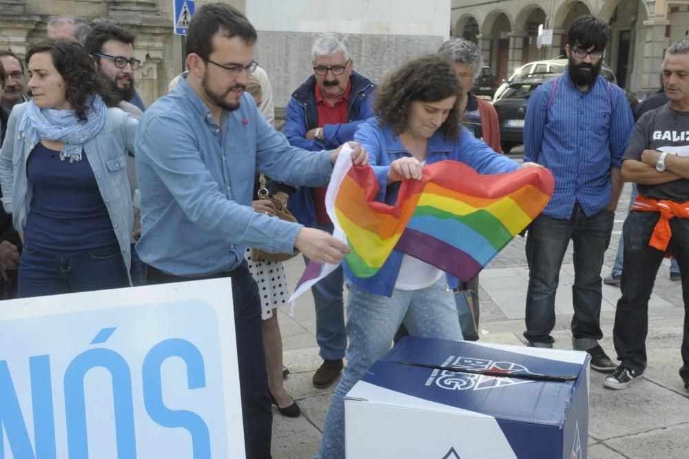 A Coruña recuerda la 1ª boda lésbica en Galicia