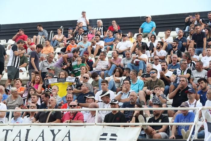 El FC Cartagena no falla ante el Algeciras y ya es colíder