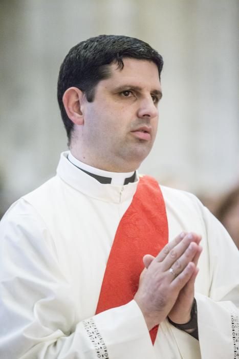 Ordenación de nuevos sacerdotes en la Catedral