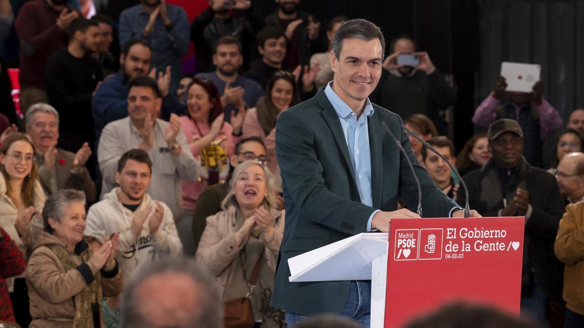 Sánchez saca pecho del crecimiento económico ante el "apocalipsis imaginario" del PP