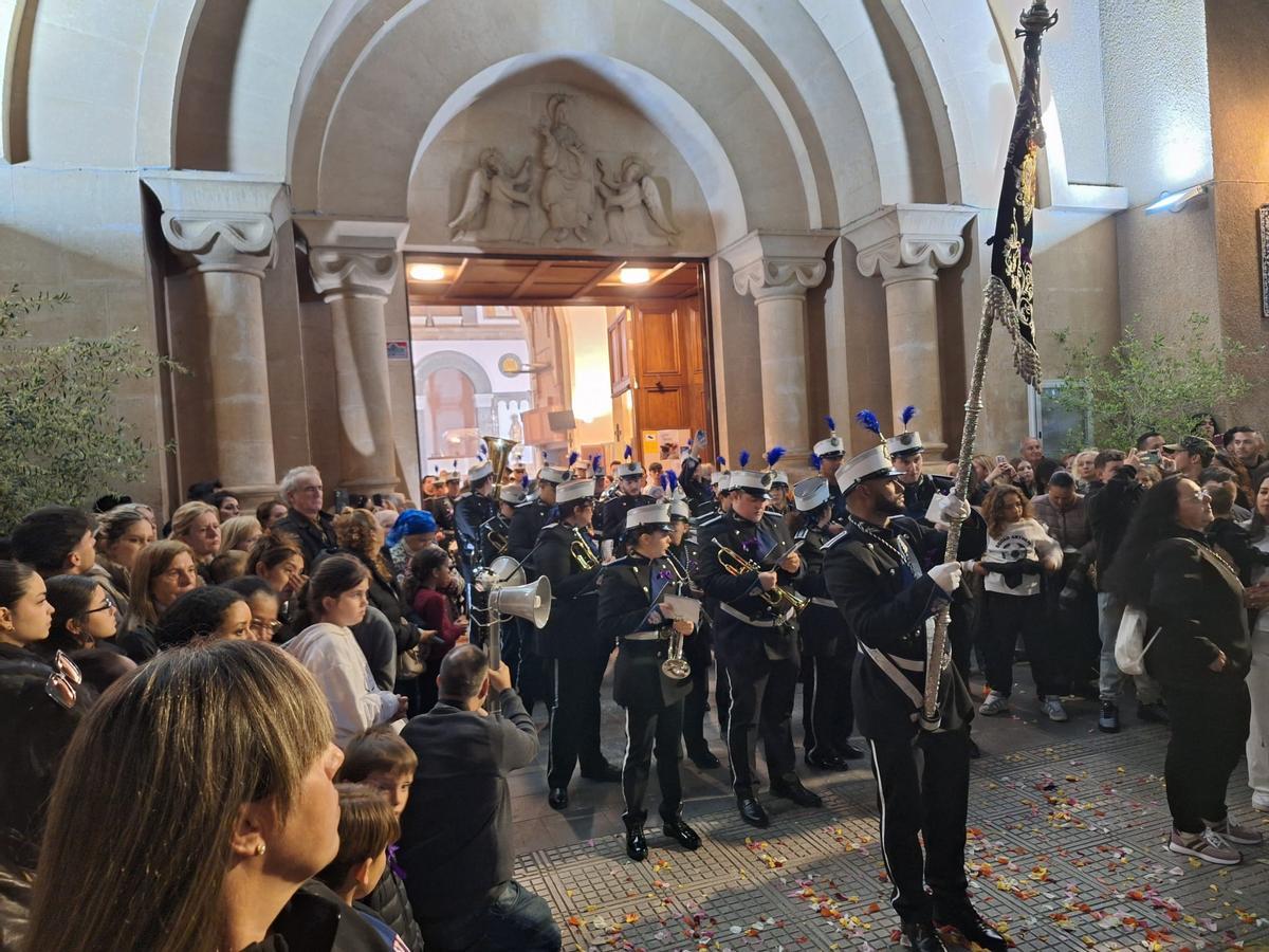 La estación de penitencia de la Cofradía de Jesús Cautivo en Ibiza