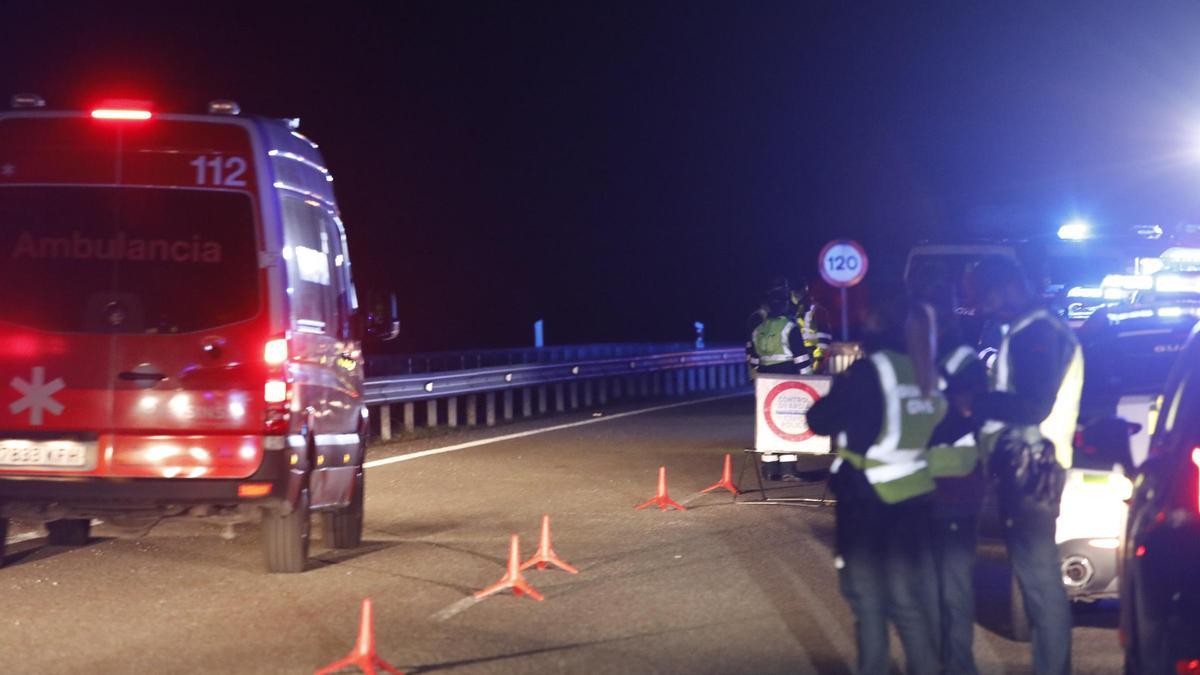 Muere un guardia Civil arrollado por una furgoneta en la Autovía Minera