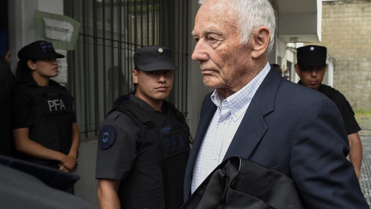 argentina ford dictatorship trial 09485-e35c5