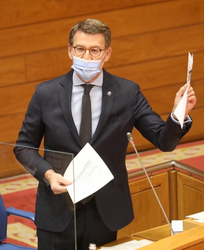 El presidente de la Xunta, ayer, en el Parlamento. / XOÁN ÁLVAREZ