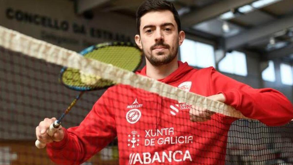 Jesús Pereiro es presidente el Ravachol de Pontevedra y ahora también del Bádminton A Estrada. |