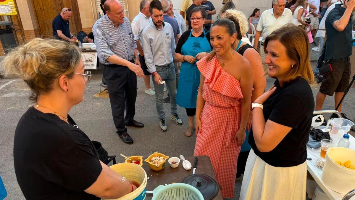 El XVII Concurs d'Allipebre Tradicional Illa del Palmar, este martes.