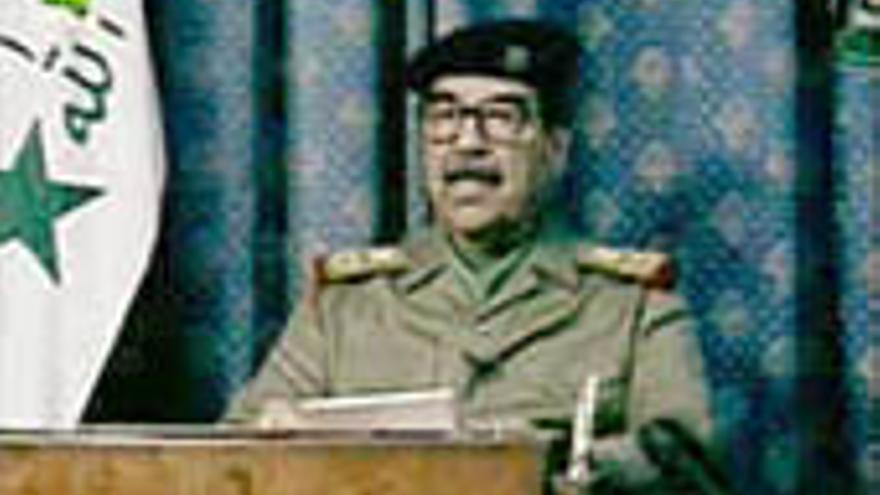 Sadam apela a la resistencia de los iraquís tras el primer ataque