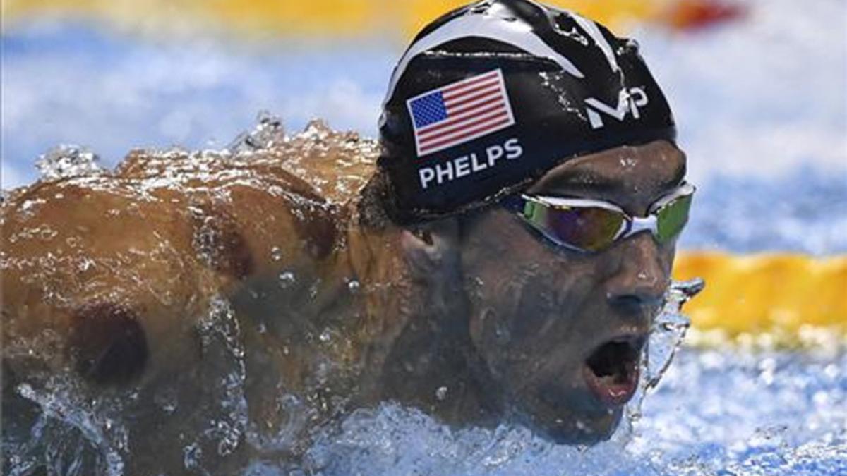 Michael Phelps, nombre propio de los Juegos