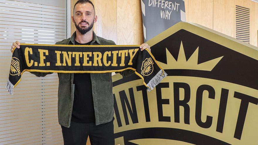 Emre Çolak, primer fichaje invernal del Intercity