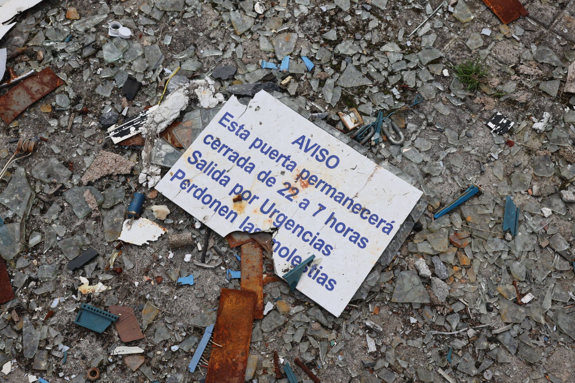 Viejo HUCA. Recorrido por cómo está el viejo hospital.