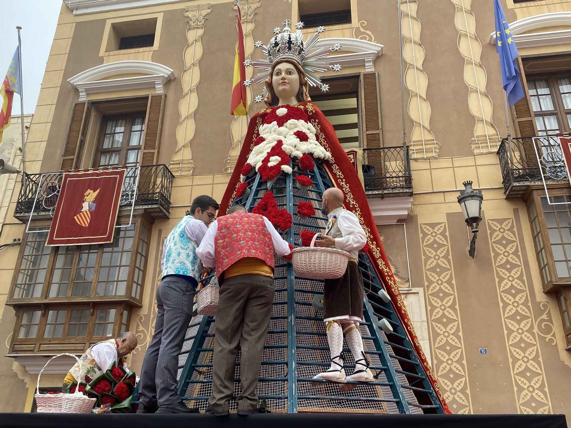 GALERÍA I La ofrenda de Benicarló, en imágenes