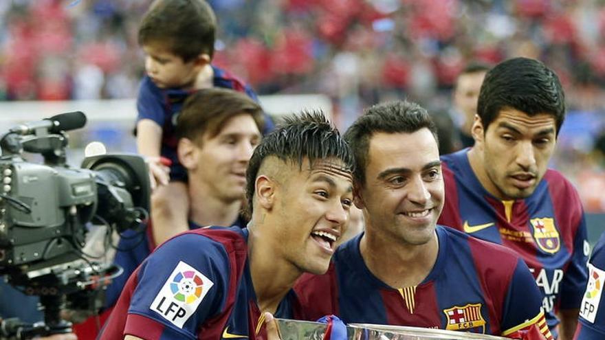 Homenaje a Xavi en el Camp Nou