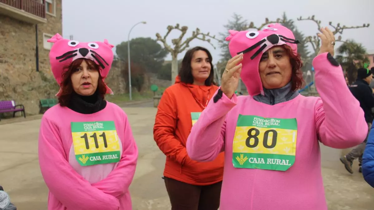 Mombuey se apunta a una San Silvestre de lo más popular