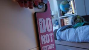 El burnout esgota les mares d’adolescents