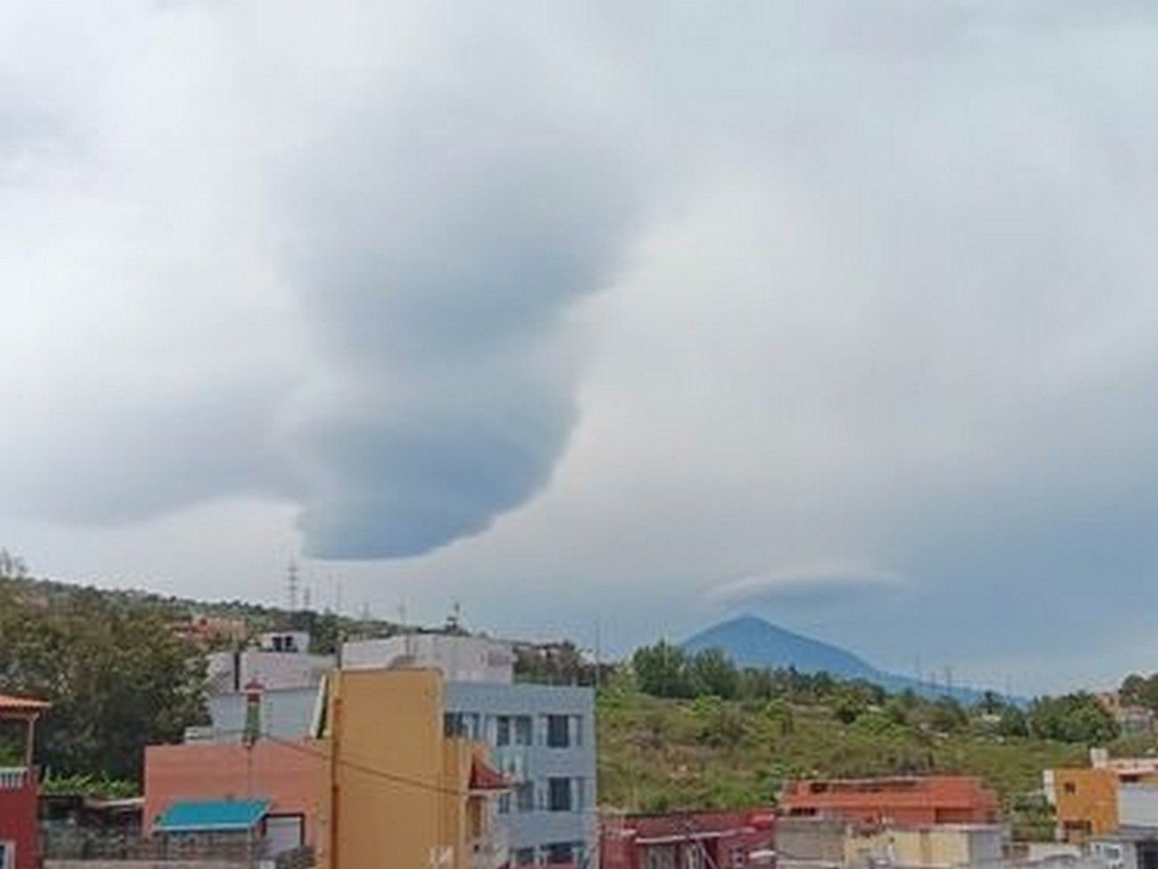 Borrasca Óscar: 'Un paseo por las nubes' de Canarias