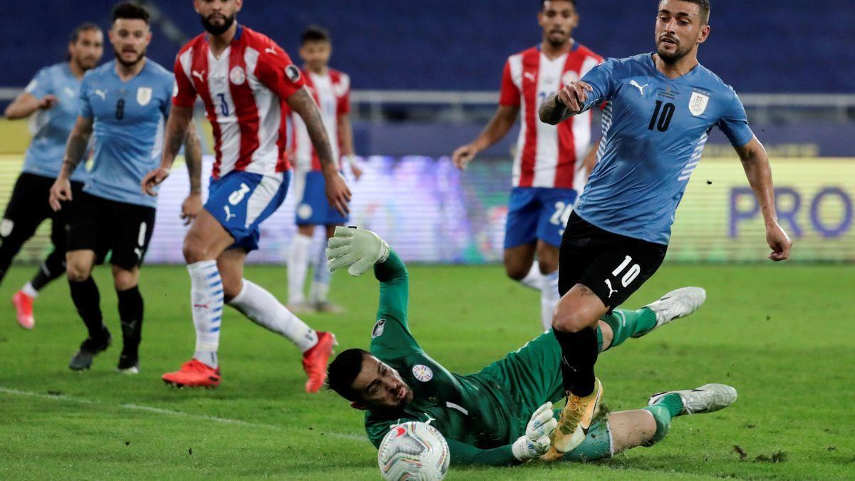 La jugada del penalti que a la postre significó el único tanto del partido.