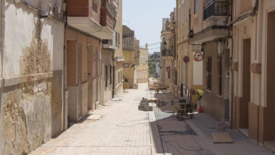 Obra en la calle la Penya.