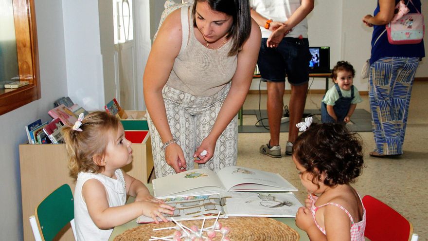 La Escuela Infantil Municipal de Monesterio informa sobre los cheques guardería