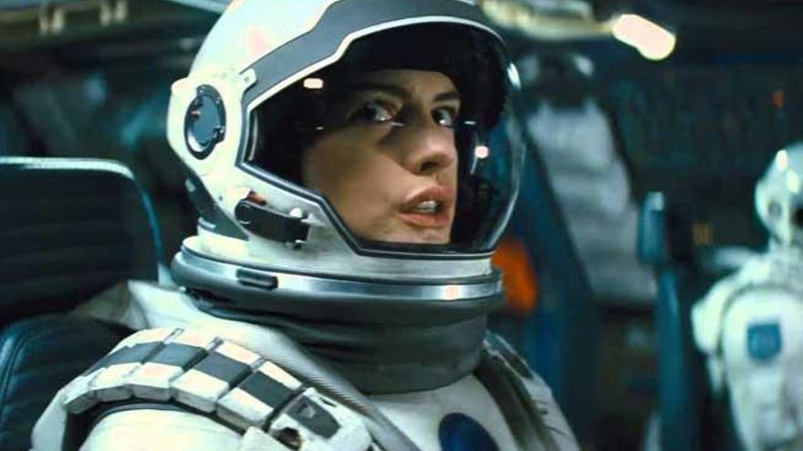 Una de las protagonistas de la película, a bordo de la nave interestelar.