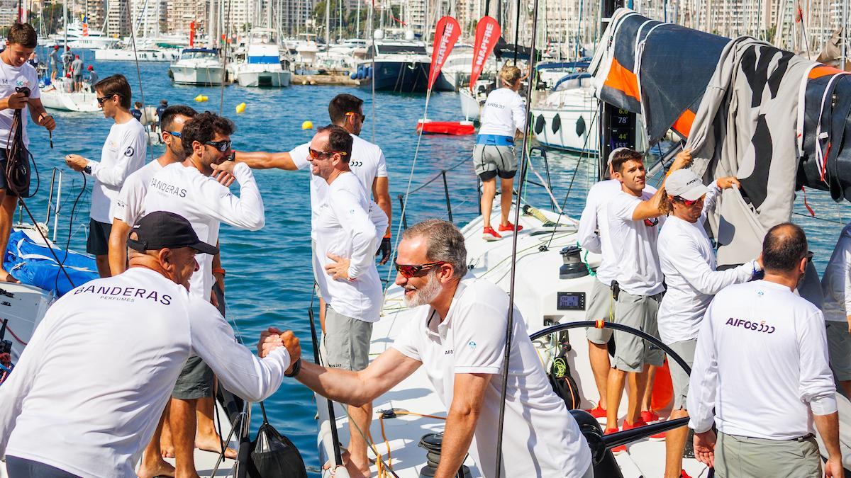 FOTOS | Felipe VI en Mallorca: el Rey se embarca en el 'Aifos' para participar en la primera regata de la Copa de vela