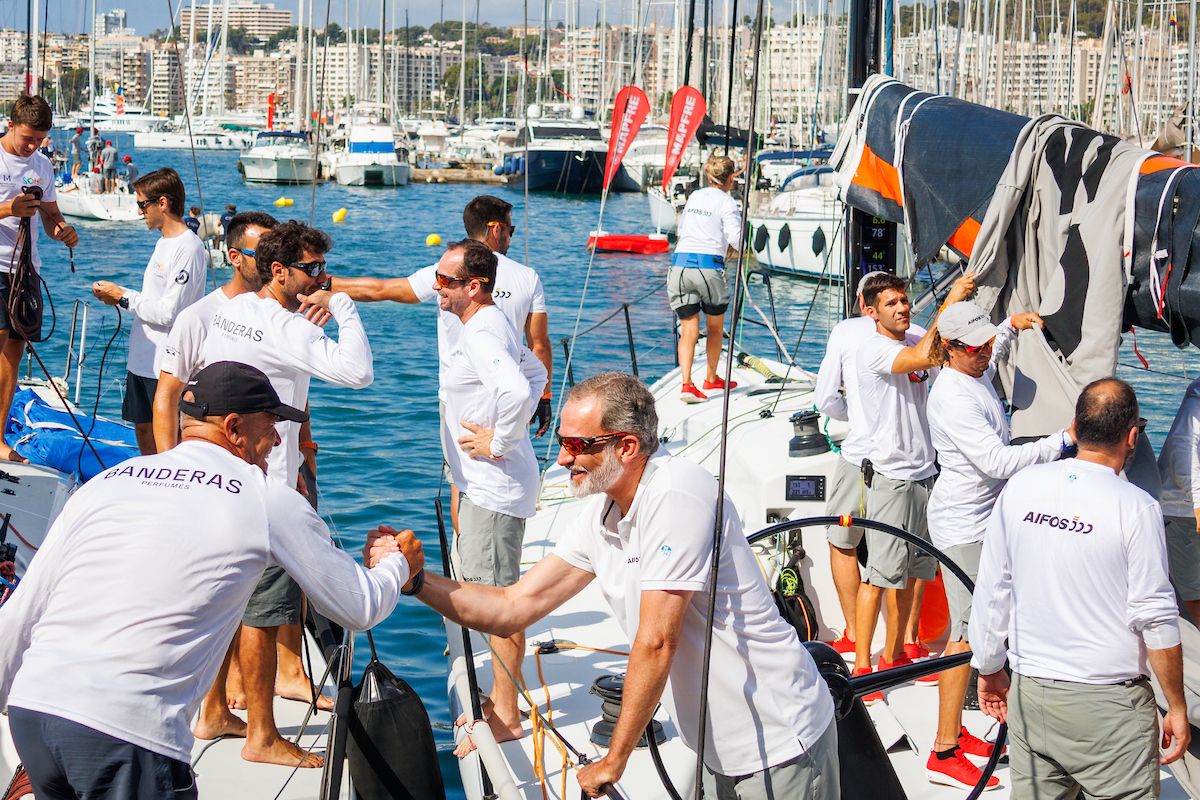 FOTOS | Felipe VI en Mallorca: el Rey se embarca en el 'Aifos' para participar en la primera regata de la Copa de vela