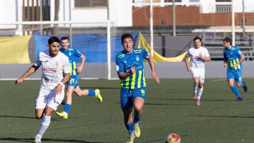 Los equipos pitiusos siguen confeccionando sus plantillas de cara a la próxima temporada en Tercera RFEF