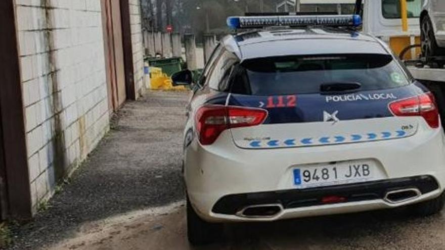 Un coche de la Policía Local de Porriño