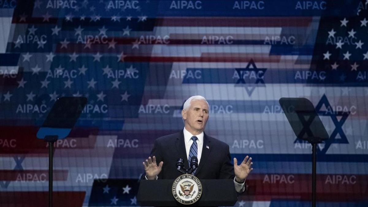 El vicepresidente Mike Pence, durante su intervención ante el AIPAC.