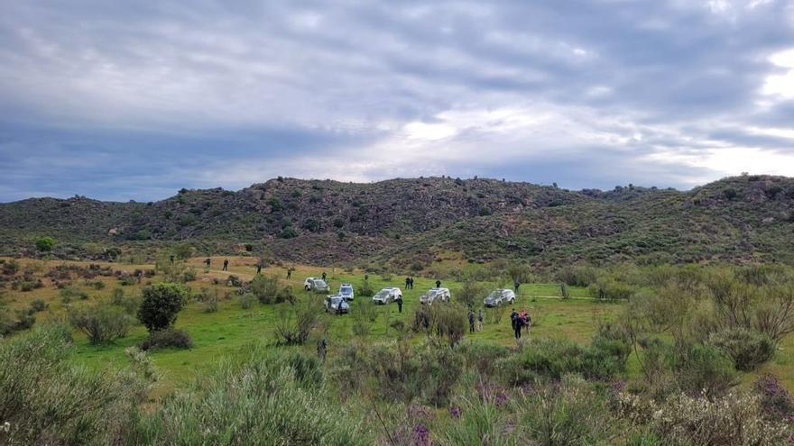 Efectivos de búsqueda en el río Ibor.