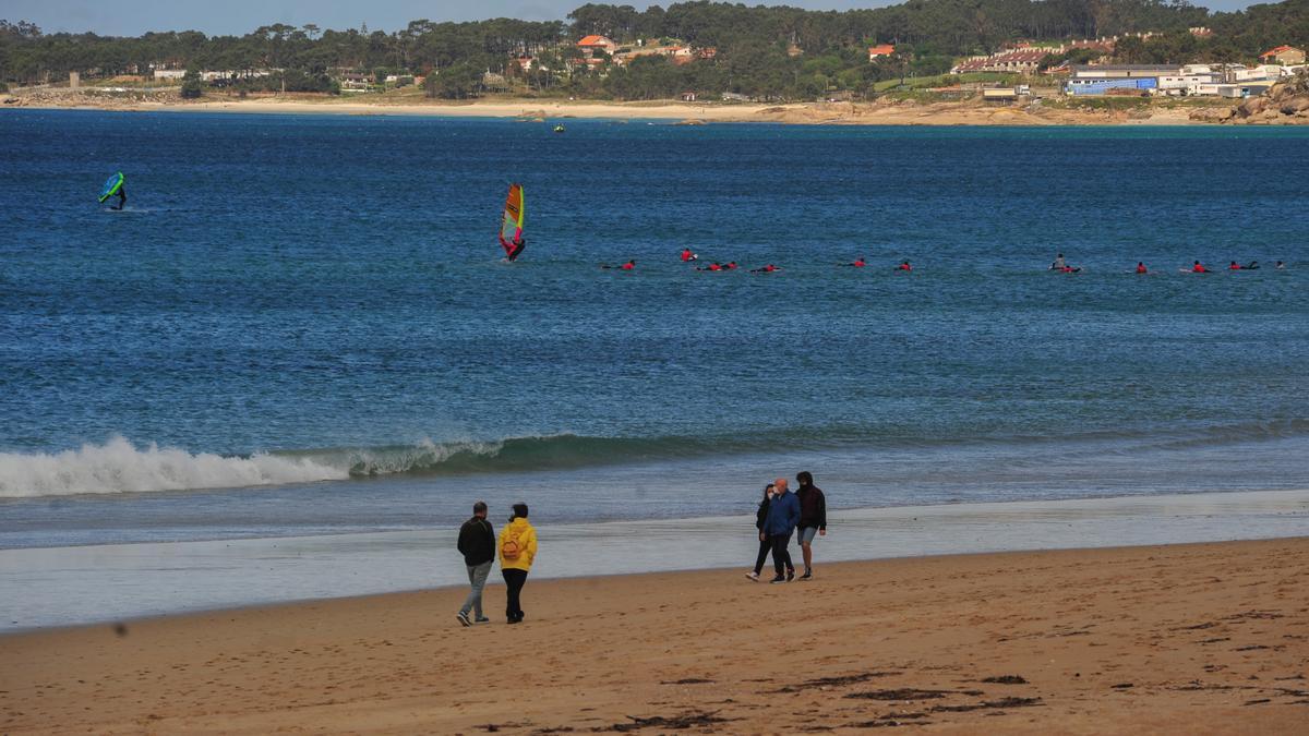 El personal que se quiere contratar adecentará San Vicente, las zonas verdes y las playas.