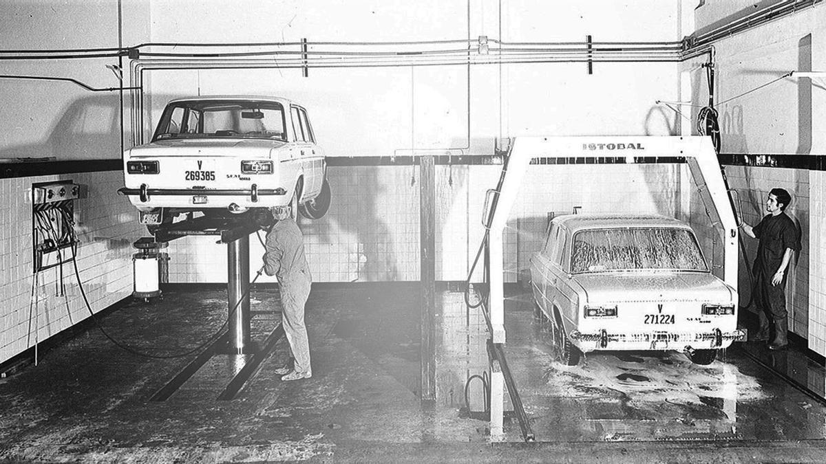 Antiguo taller de lavado de coches Istobal.