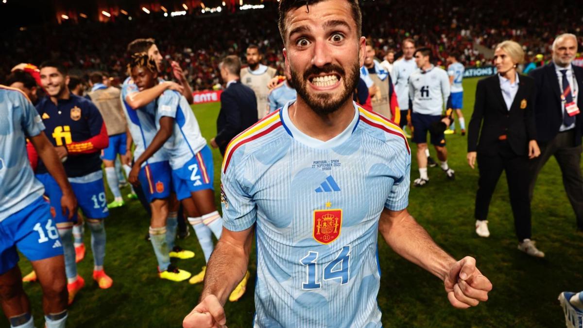 Gayà celebra el pase 
de España a la Final Four
de la Nations League.  rfef/pablo garcía