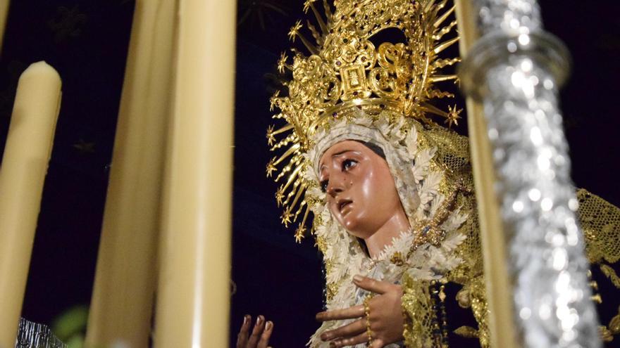 Invitan a la Virgen de Monserrat de Sevilla a presidir una misa junto a la Moreneta en Cataluña