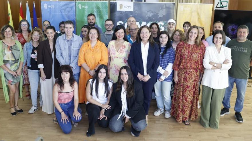 Mos forma a 20 desempleados en desarrollo audiovisual y carpintería