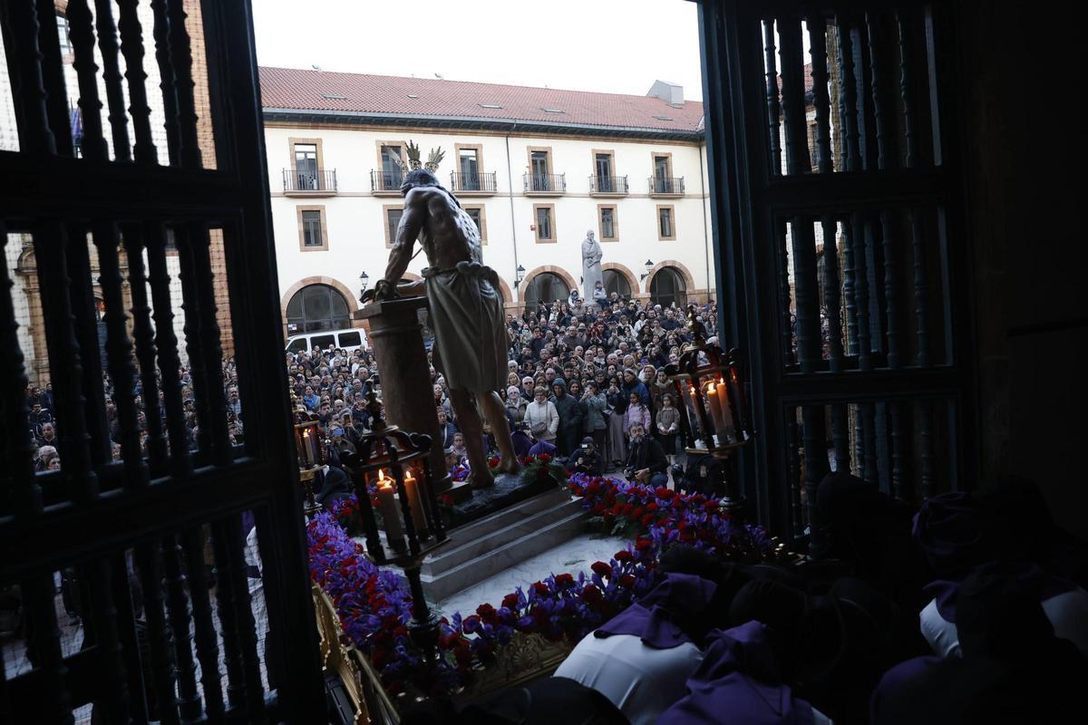 La procesión del Silencio de la Semana Santa Ovetense