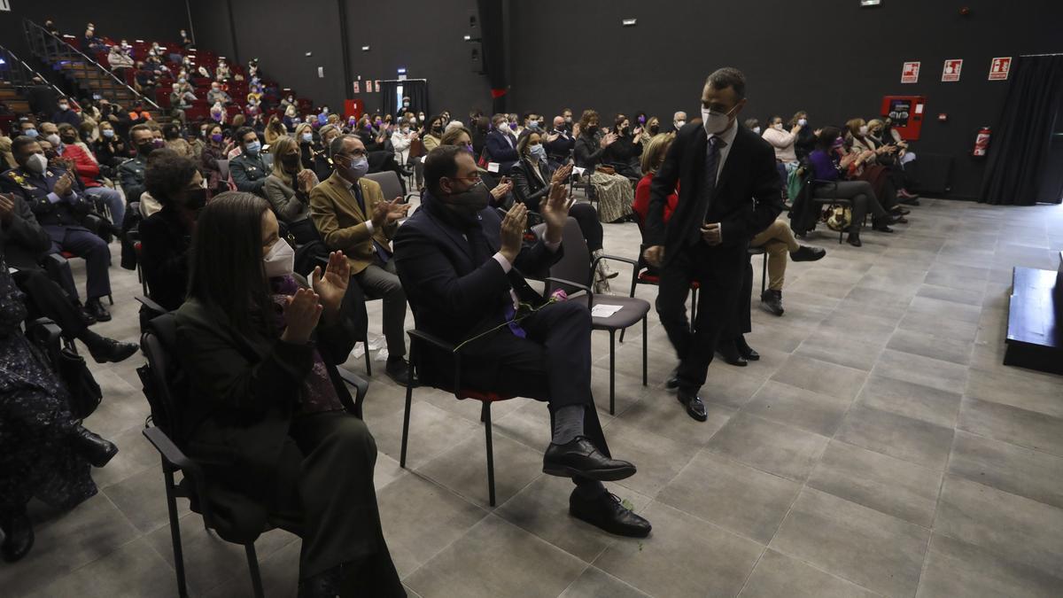 Asturias muestra su rechazo a la violencia contra las mujeres