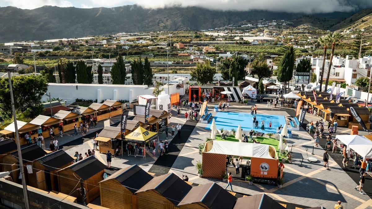 Las casetas de Mesant, durante un evento.