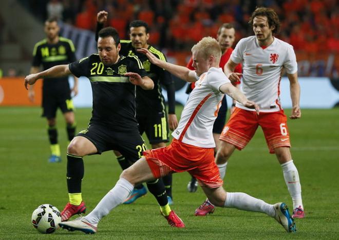 LAS MEJORES IMÁGENES DE HOLANDA VS ESPAÑA