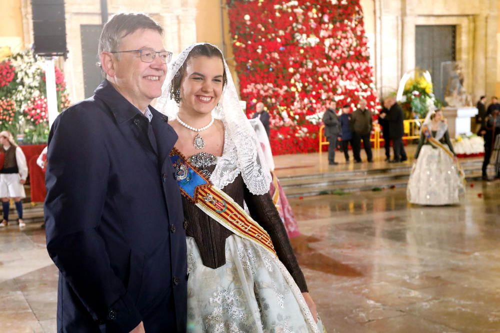 Desfile de Sandra Gómez en la Ofrenda