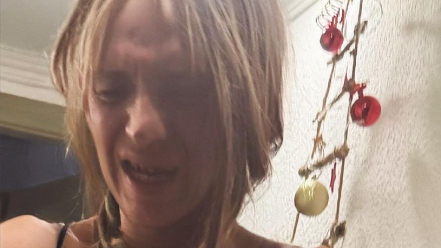 Sheila Devil: la degradación se traslada a la mansión heredada de su padre