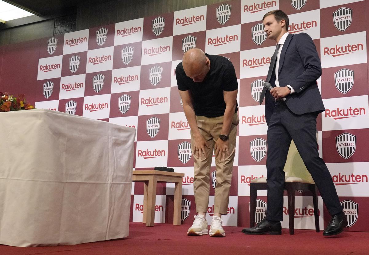 Iniesta deja el Vissel Kobe