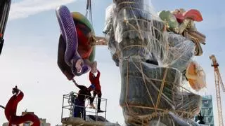 Estas son «10 cosas que tienes que saber sobre las Fallas»: Hoy, la transformación de las calles de la ciudad