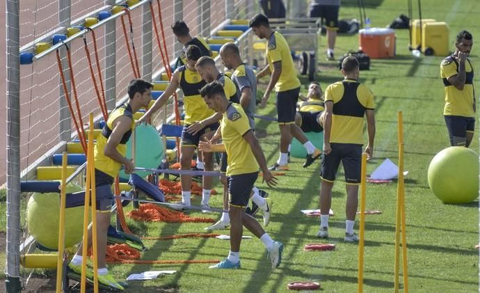 07/10/2017 HORNILLO, TELDE. Sesión de entrenamiento de la UD Las Pamas, temp. 2017/18 FOTO: J PÉREZ CURBELO