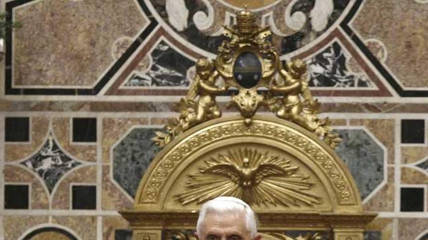 Benedicto XVI, ayer, durante una audiencia con el cuerpo diplomático