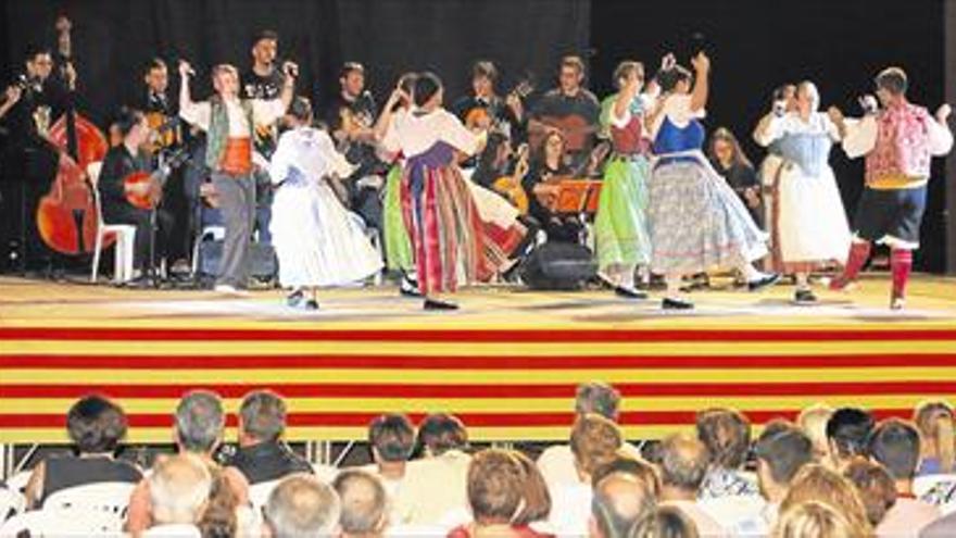 L’Alcora rinde tributo a su patrón con música, danza y tradición