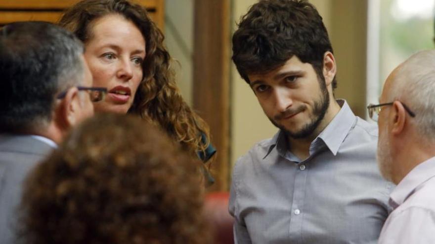 El PP pretende aliarse con Podemos para que el Consell vete a contratistas de Gürtel