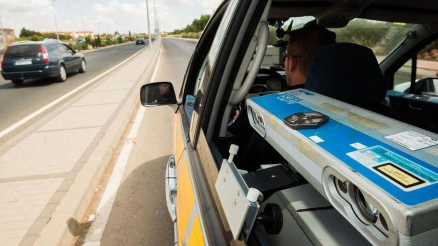 Los agentes controlaron las vías de barrios y diputaciones.