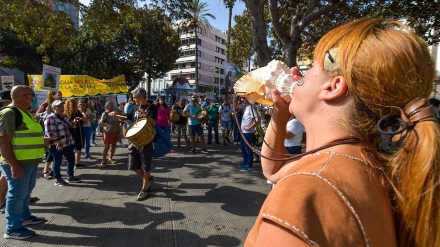 Manifestación contra Chira-Soria