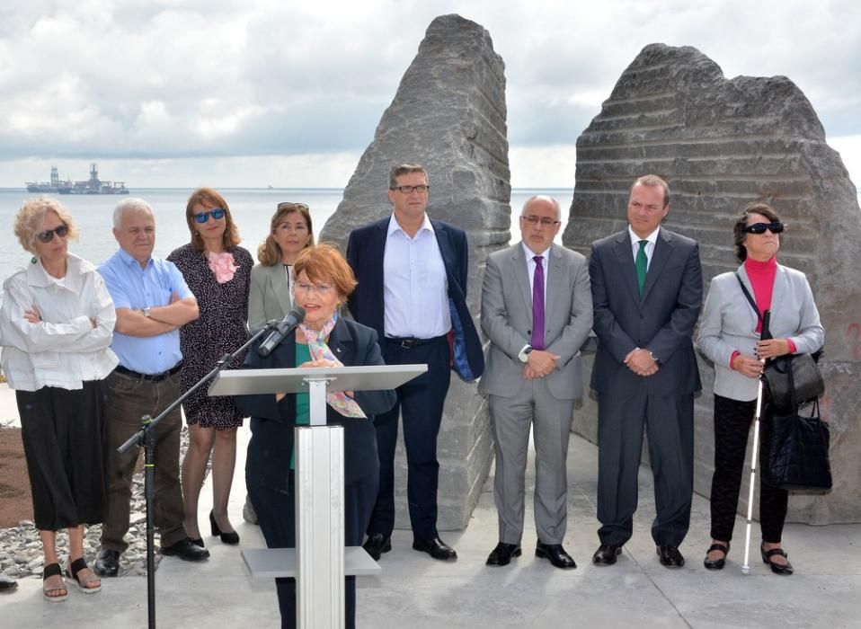 Inauguración del monumento de homenaje a los represaliados del Franquismo