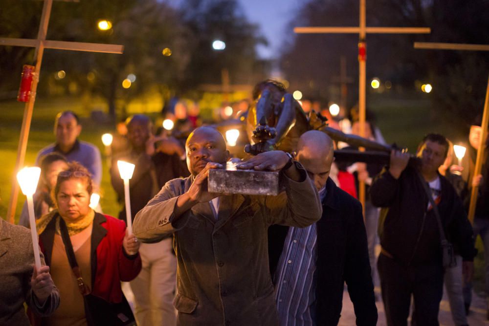 Vía Crucis por el Jardín del Turia